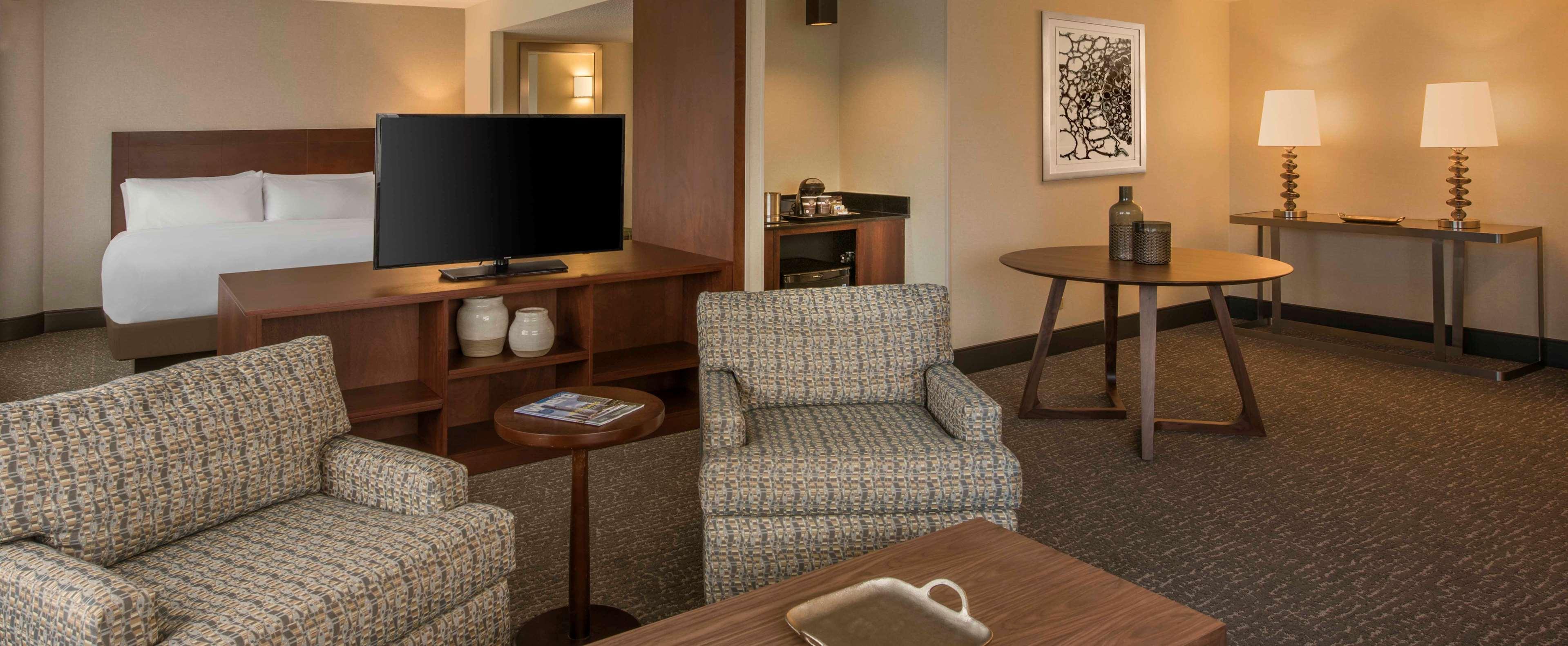 Doubletree By Hilton Chicago Schaumburg Hotell Eksteriør bilde