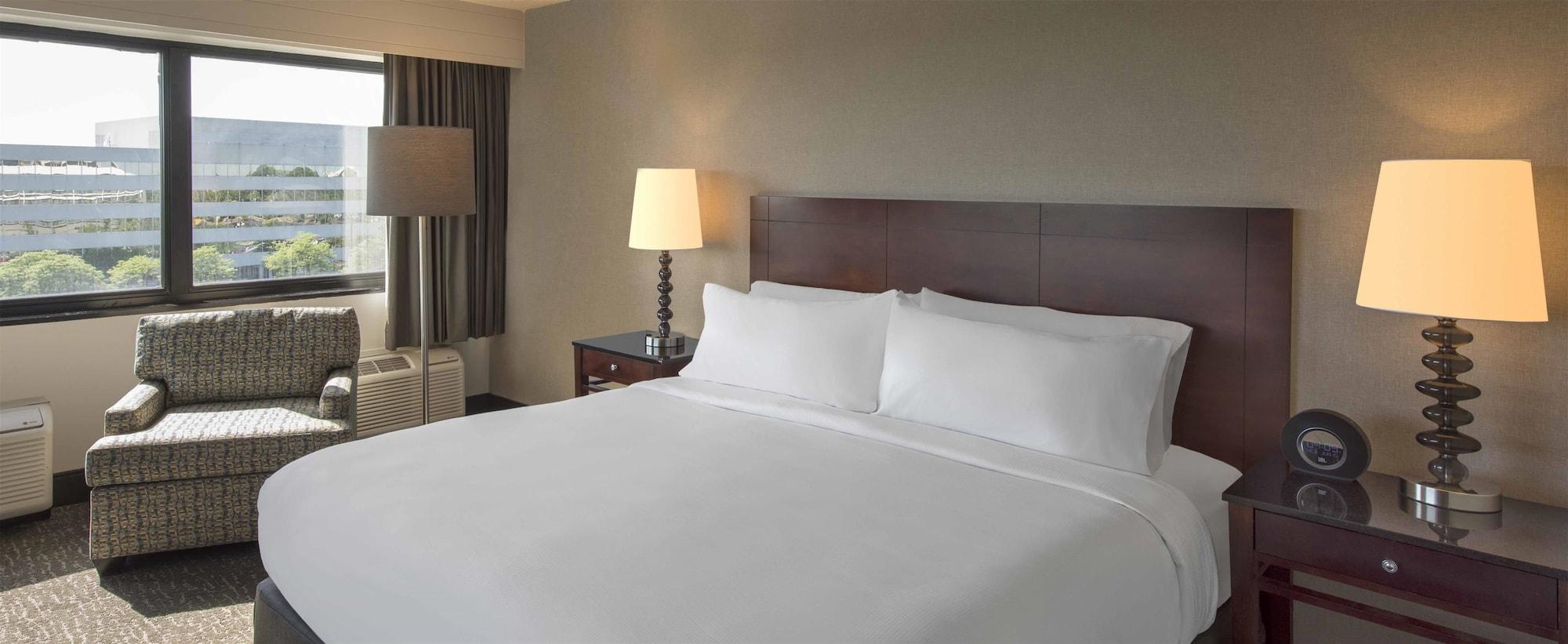 Doubletree By Hilton Chicago Schaumburg Hotell Eksteriør bilde
