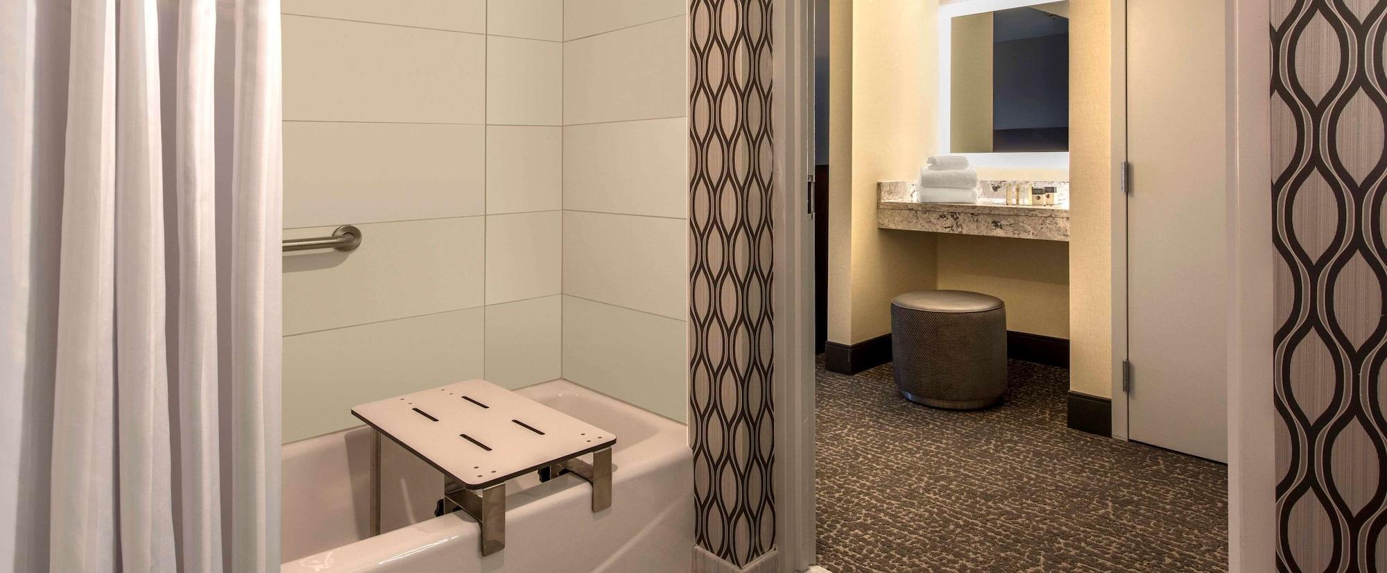 Doubletree By Hilton Chicago Schaumburg Hotell Eksteriør bilde