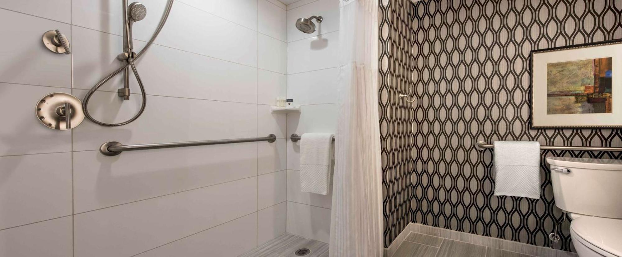Doubletree By Hilton Chicago Schaumburg Hotell Eksteriør bilde