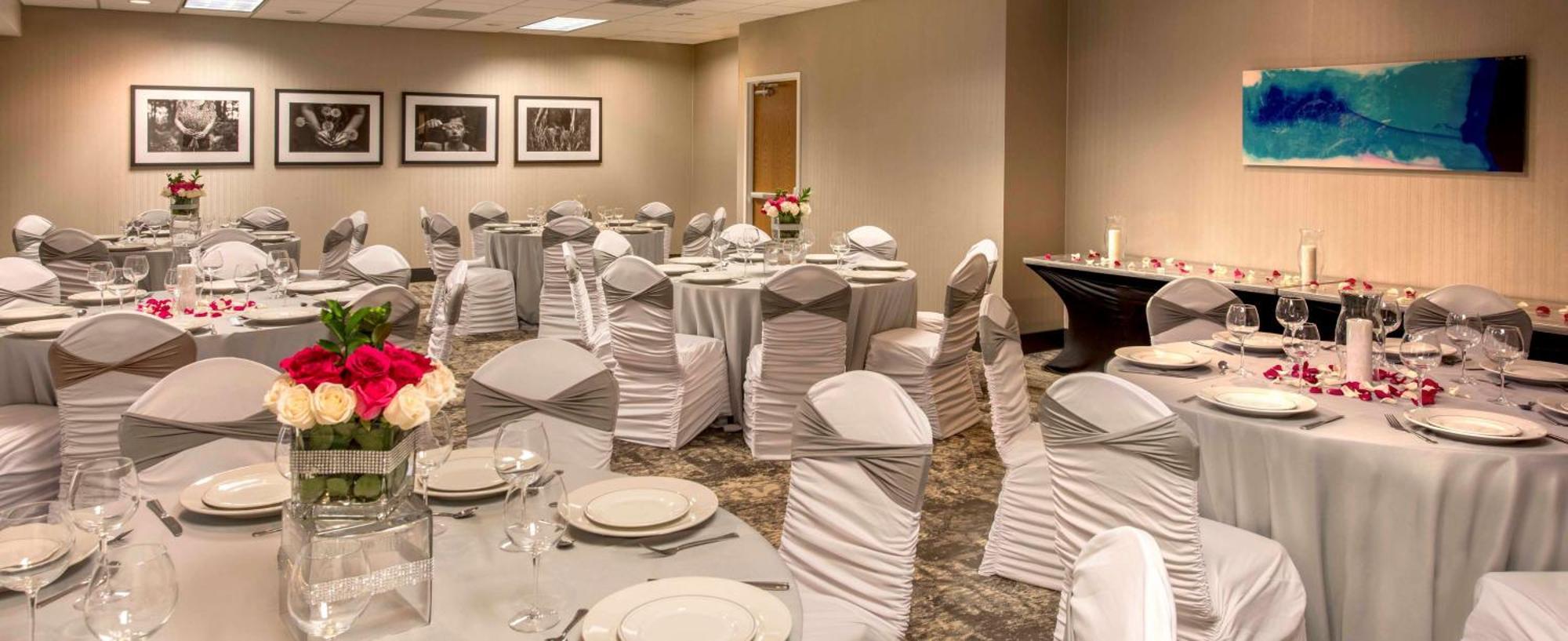 Doubletree By Hilton Chicago Schaumburg Hotell Eksteriør bilde