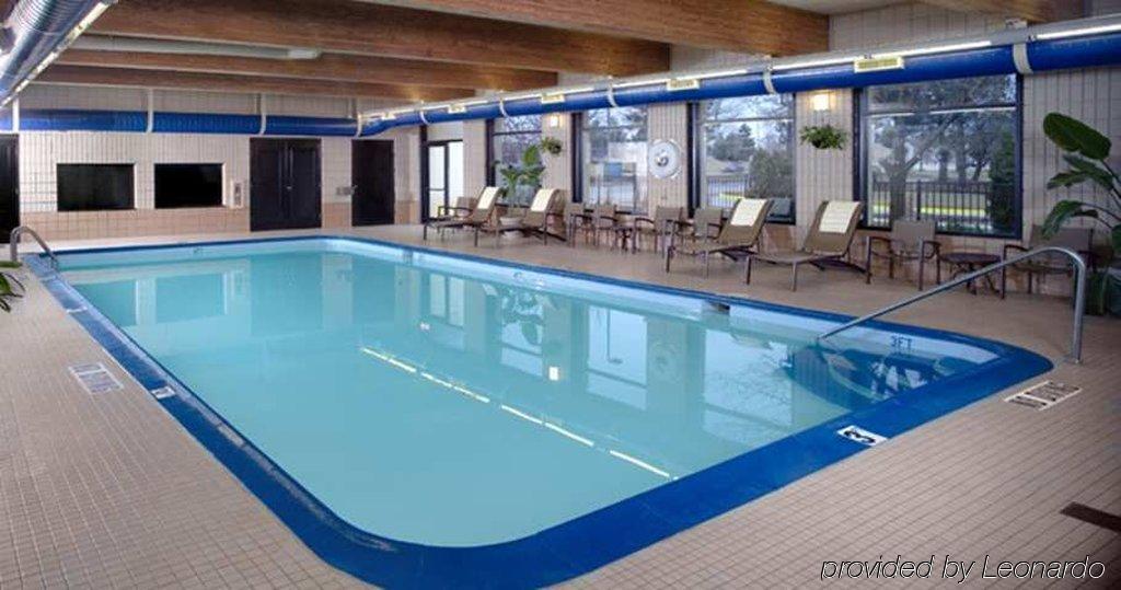 Doubletree By Hilton Chicago Schaumburg Hotell Eksteriør bilde