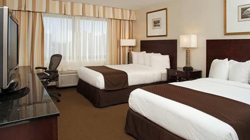 Doubletree By Hilton Chicago Schaumburg Hotell Eksteriør bilde